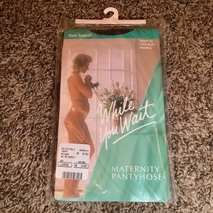 Vintage While You Wait maternity pantyhose, color off black, size: L